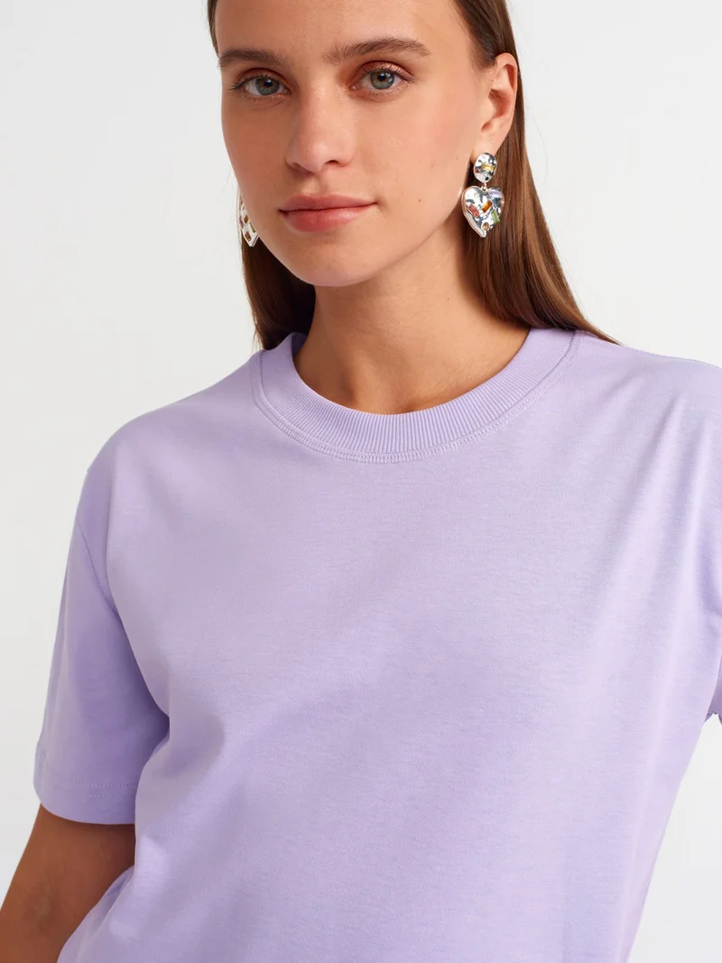 Dilvin 30312 Decorative Stitched Crew Neck T-shirt-Lilac