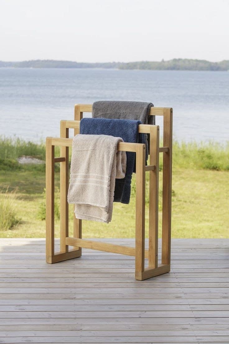 Multiple Tier Freestanding Towel Rack Stylish Elegant Wood Bathroom Towel Drying Stand Holder with Bottom Storage Shelf for Storing Washcloths Slipper Toiletry Ladder for Corners Poolside S26 