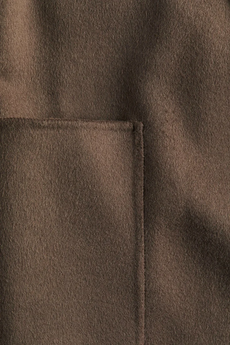 اتش اند ام معطف مصنوع يدوياً من مزيج الصوف