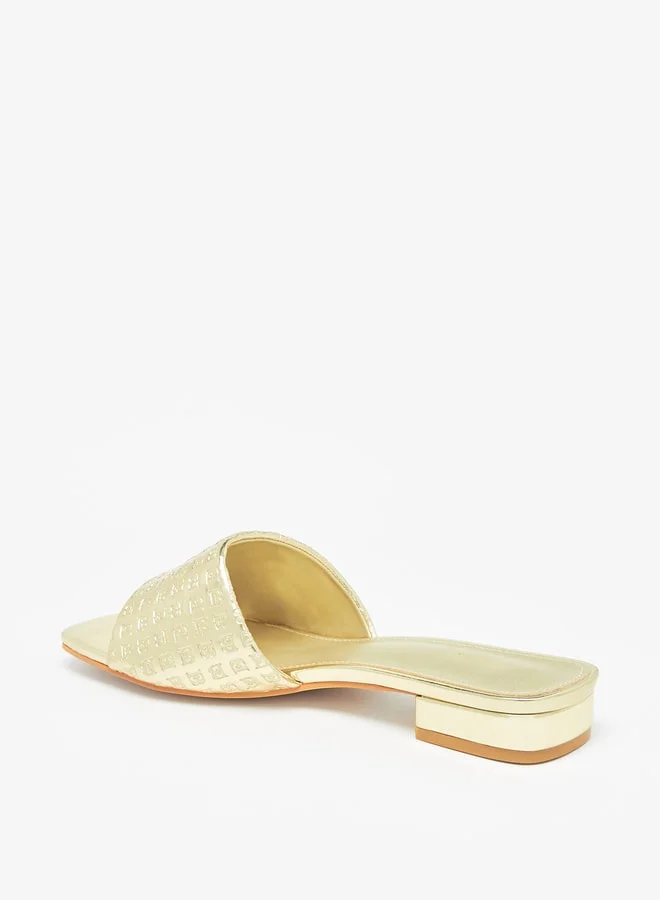 فلورا بيلا من شو إكسبرس Women's Textured Slip-On Sandals With Block Heels