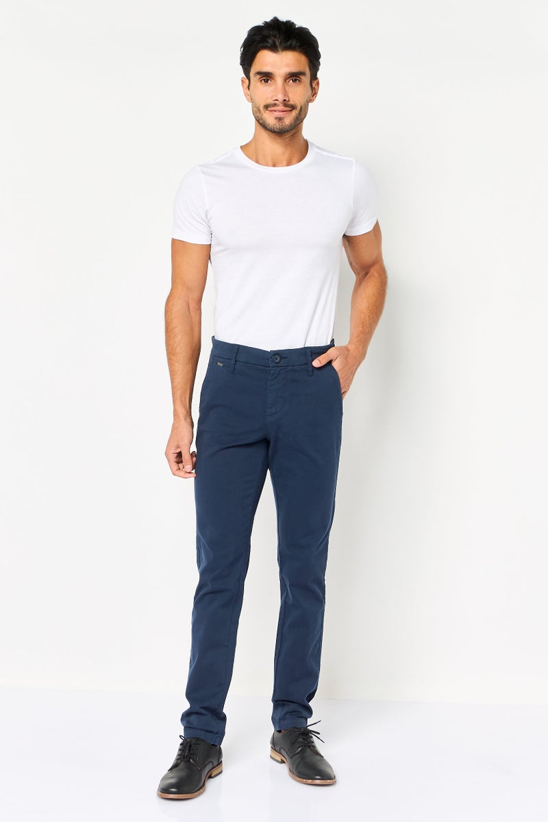 GUESS Men Slim Fit Solid Chino Pants, Navy - Image 4