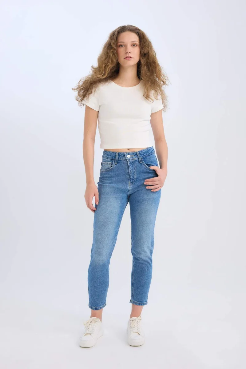 ديفاكتو Jeans