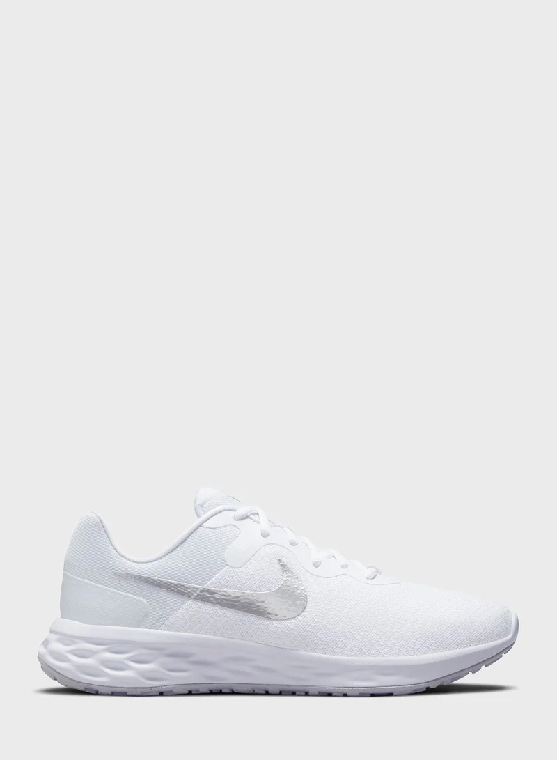 Nike Revolution 6
