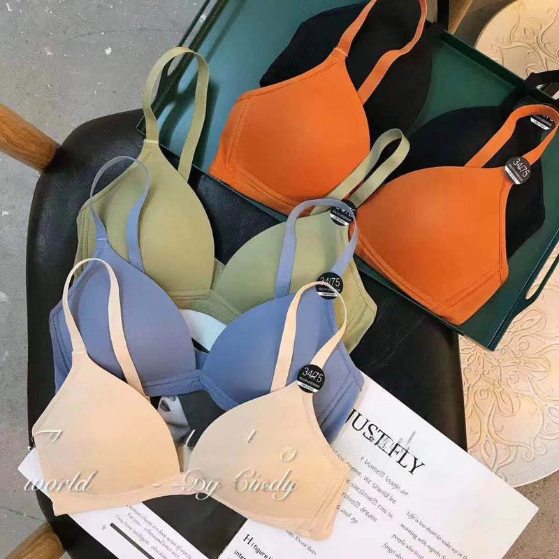 Comfy Gathered Light Bralette No-Wire Black  - Image 2