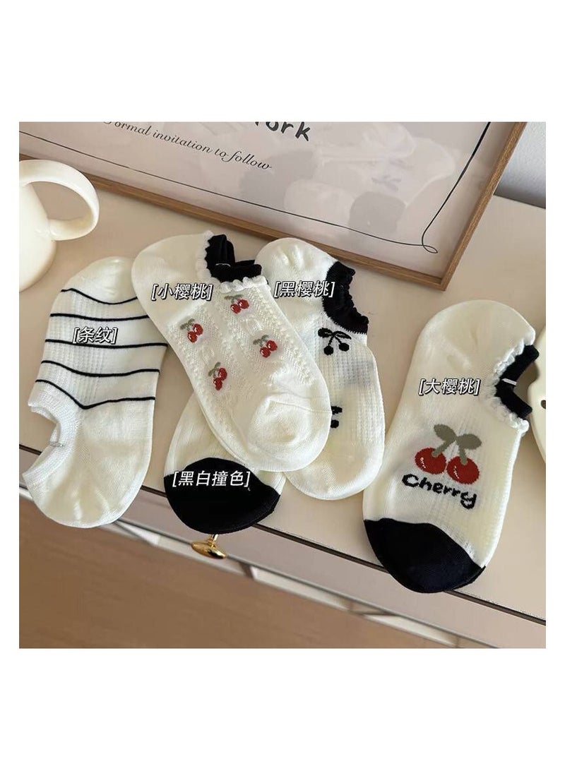 5 أزواج من الجوارب القصيرة للنساء بنمط الكرز الحلو، مناسبة للارتداء اليومي - Image 1