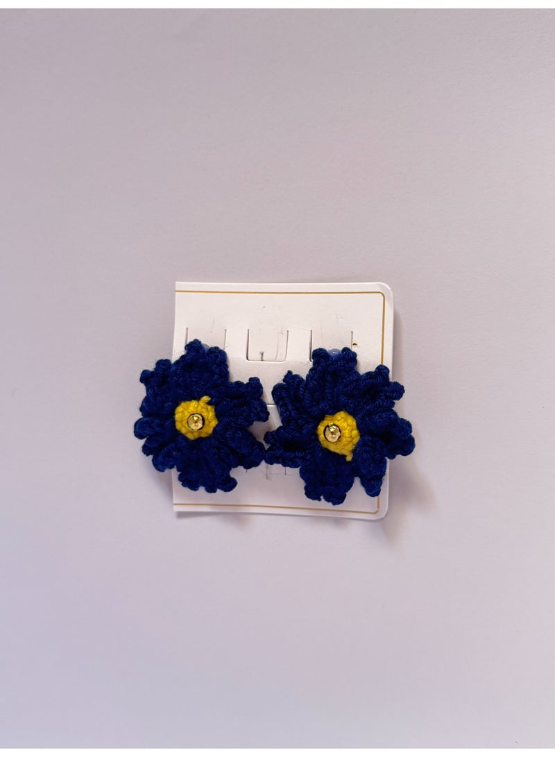HerTouch Creations Handmade Crochet Daisy Flower Hair Clips for Women & Girls - One Pair (Deep Blue & Yellow) - Image 1