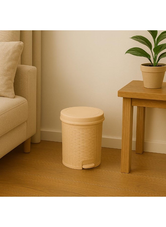 Woven patterned pedal wastebasket – Plastic wastebasket with pedal lid, decorative trash can for kitchen, bathroom and office - Image 3