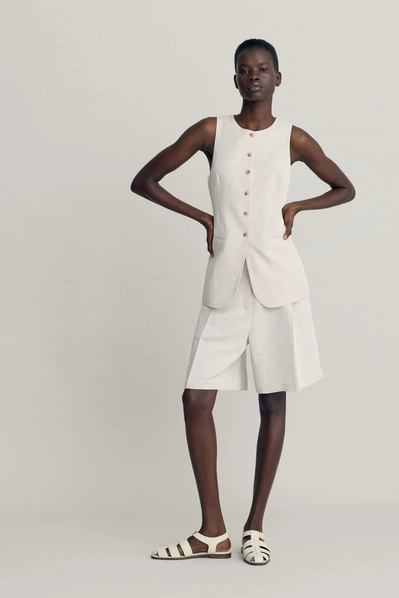اتش اند ام Long suit waistcoat