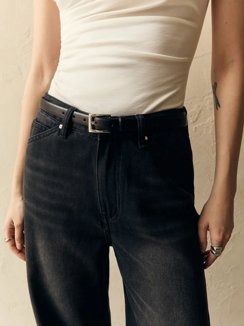 Lichi Slim leather belt with rectangular buckle