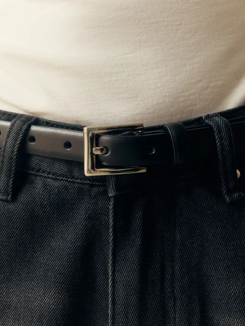 ليتشي Slim leather belt with rectangular buckle