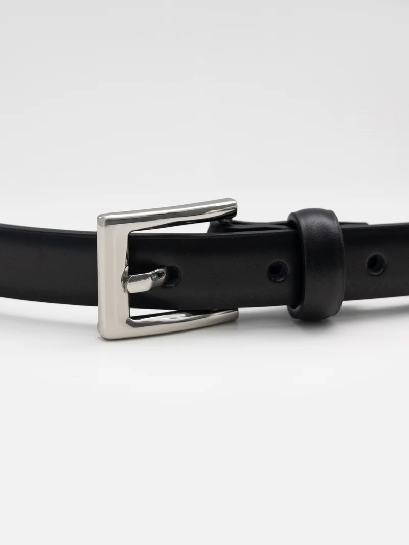 ليتشي Slim leather belt with rectangular buckle