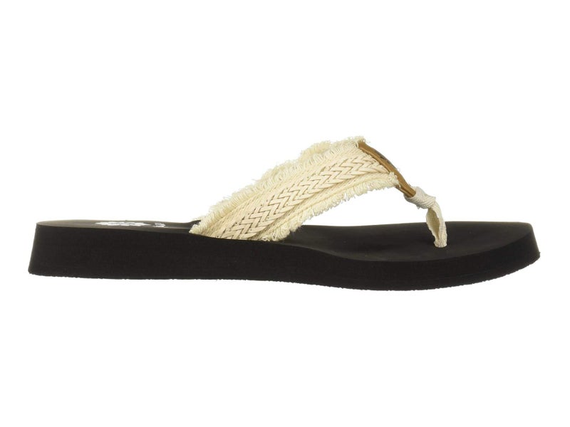 Yellow Box Fianni Flip-Flop, Cream, 9.5 M US - Image 5