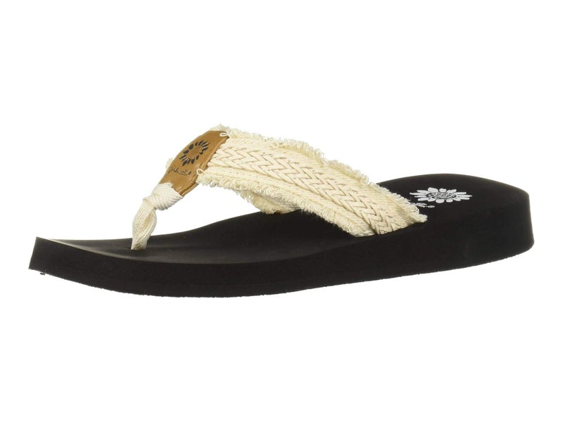 Yellow Box Fianni Flip-Flop, Cream, 9.5 M US - Image 1