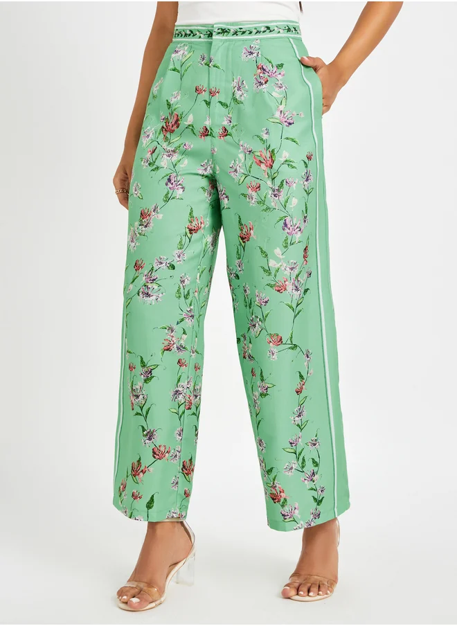 Styli Floral Printed Pleated Panelled Straight Leg Pants