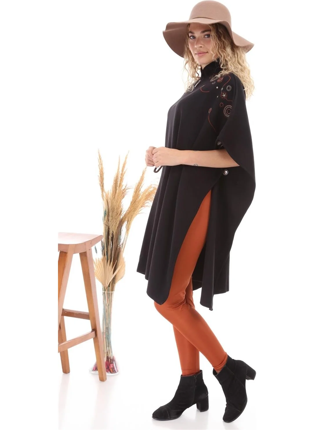Garmi Women's Waist Belted Poncho Black