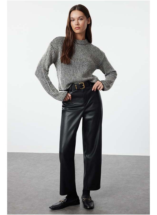 trendyol Anthracite Crop Soft Texture Crew Neck Knitwear Sweater TWOAW25KZ00000  - Image 2