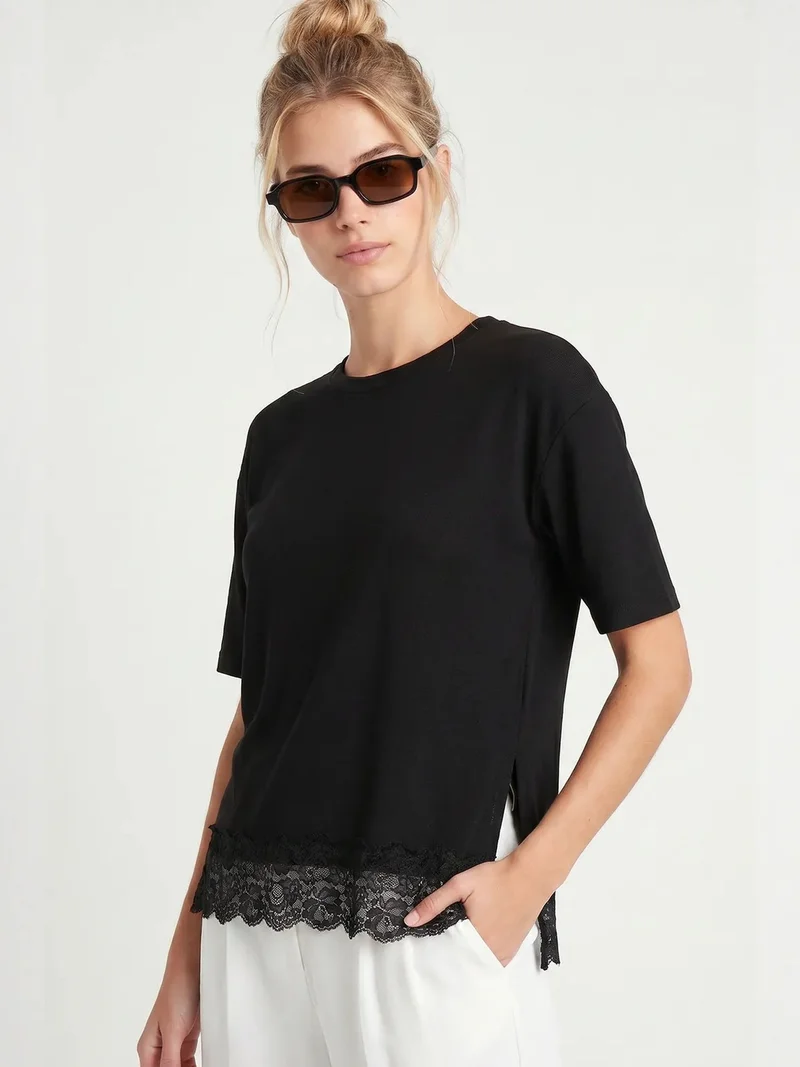 السعادة في إسطنبول ISTANBUL Oversized Lace Knit Blouse
