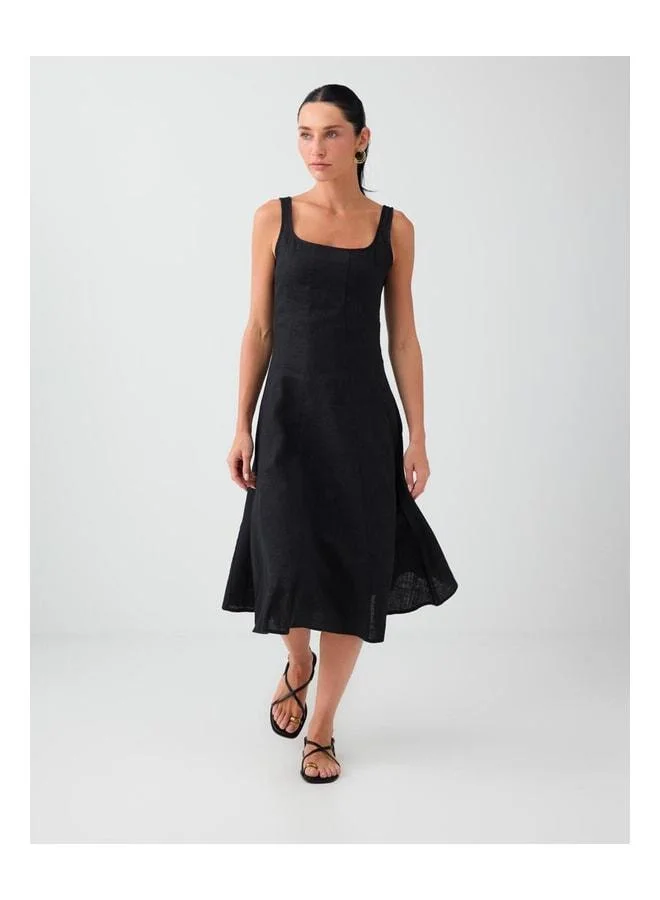 Black %100 Linen V-Neck Sleeveless Midi Dress.