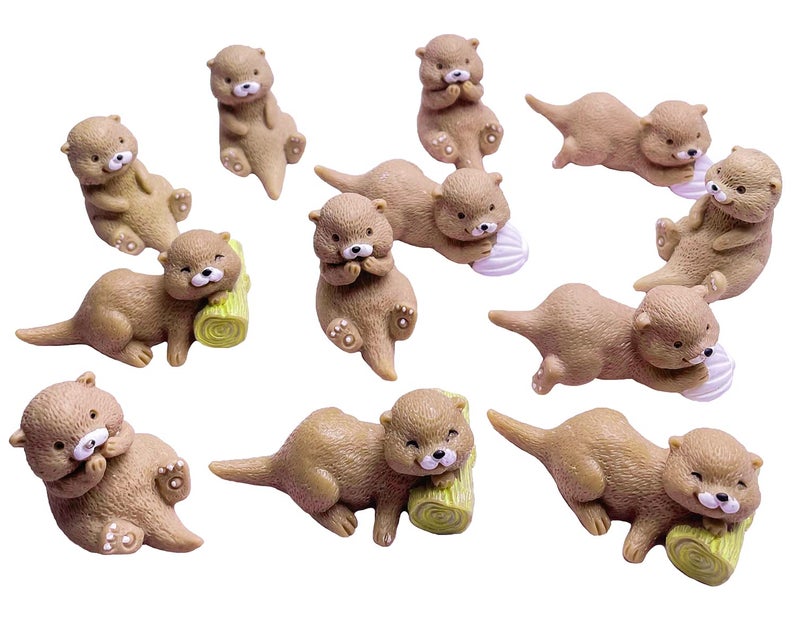 JKanruh 12 Pcs Resin Otters Cake Toppers Miniature Otters Figurines for Cake Decoration Home Terrarium Decoration DIY Crafts