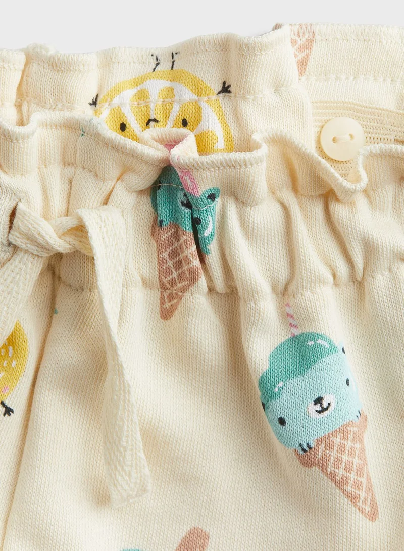 اتش اند ام Frill Trimmed Shorts