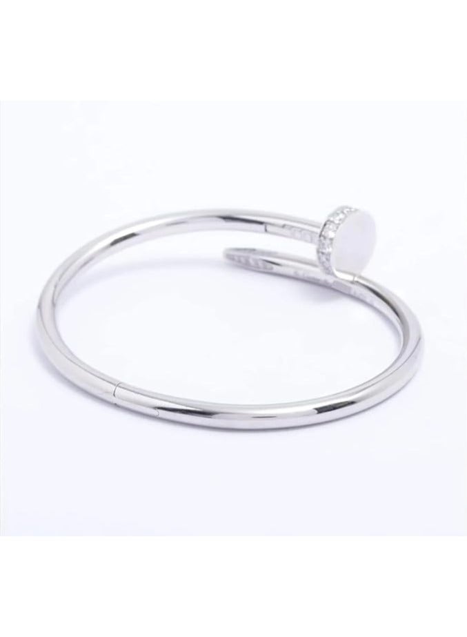 بونكا سوار مسمار كلاسيكي أنيق للنساء فضي من بونكا مقاس (17) - Image 2