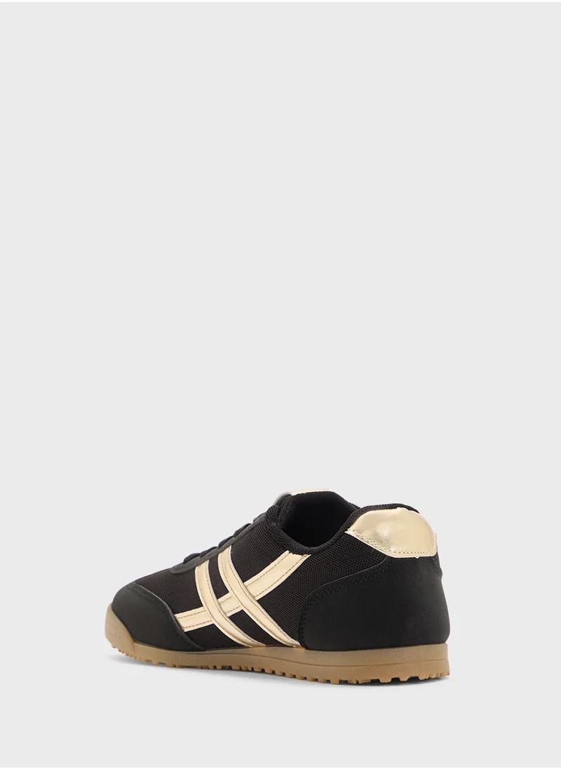 Andarina Ladies Lace Up Sneaker