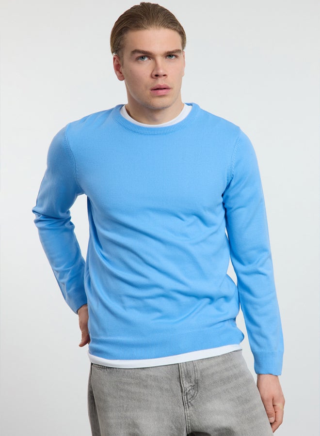 trendyol Blue Slim Slim Fit Crew Neck Plain Knitwear Sweater - Image 1