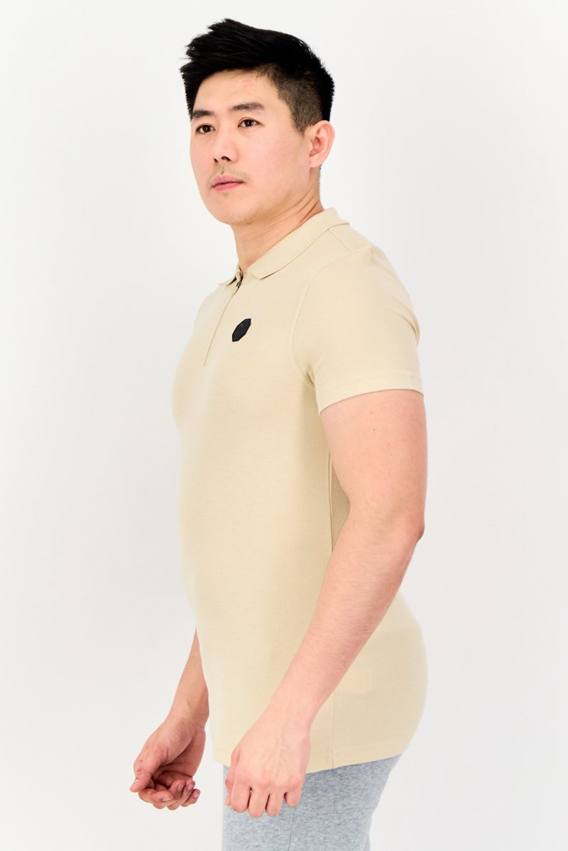 PUMA قميص بولو خارجي قصير الأكمام للرجال من بومة x One8، بيج - Image 3