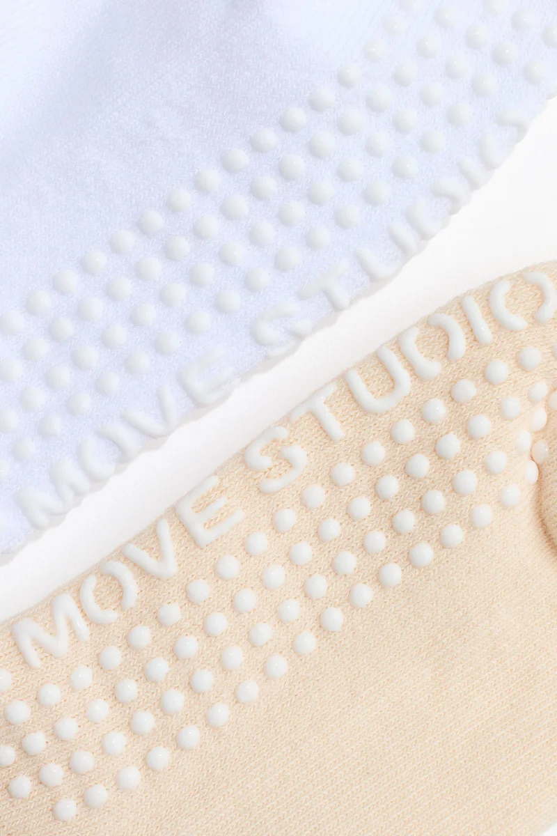 اتش اند ام جوارب يوغا - عبوة من قطعتين