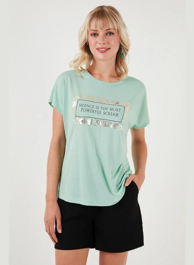 ليلا تيشيرت نسائي ليلا مطبوع بياقة دائرية وقصة عادية