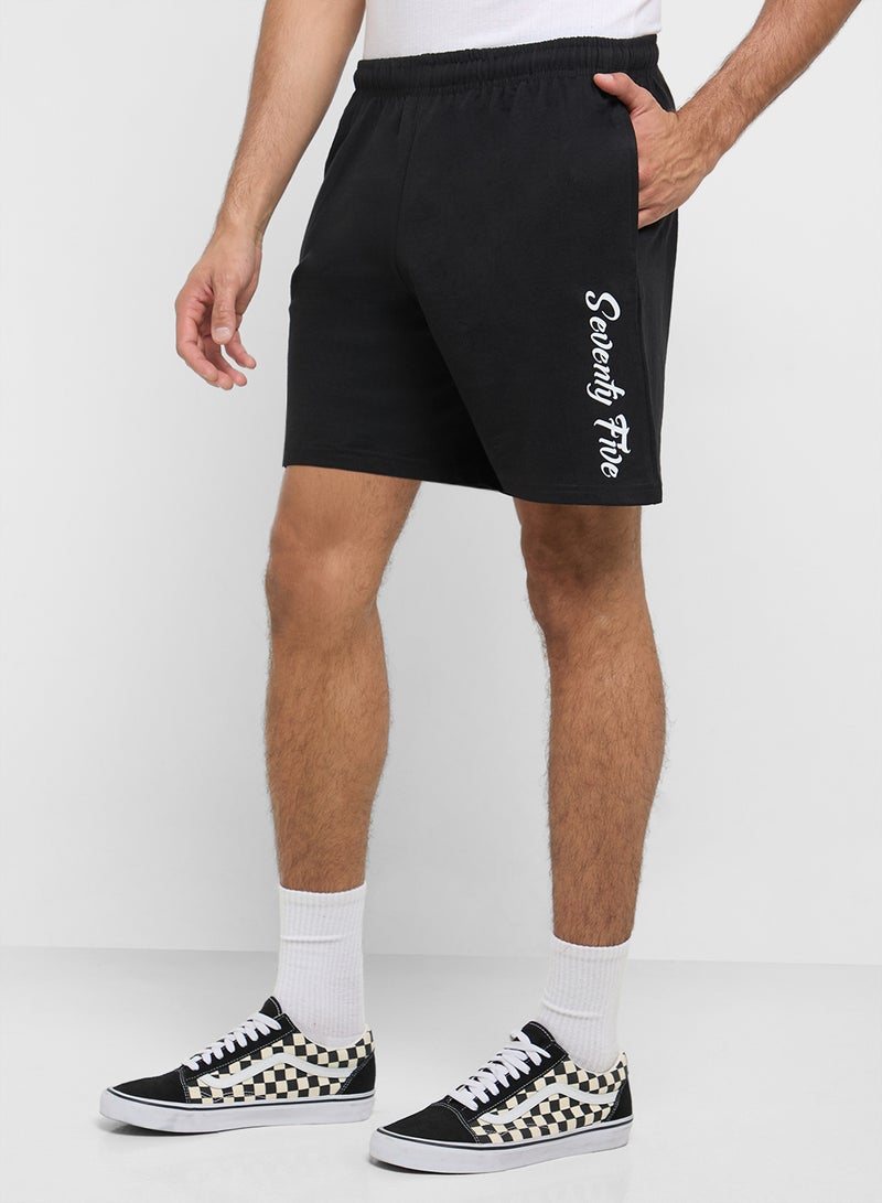 سفنتي فايف شورت كاجوال - Image 1