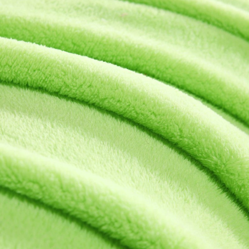 2pcs Color Flannel Fleece Blanket Couch Color Bed Blanket Sheet 100x140cm (Green) - Image 3