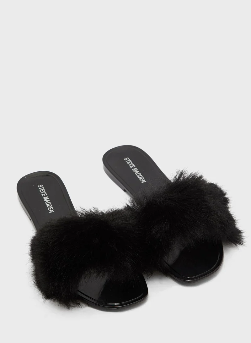 STEVE MADDEN Fur Flat Sandals