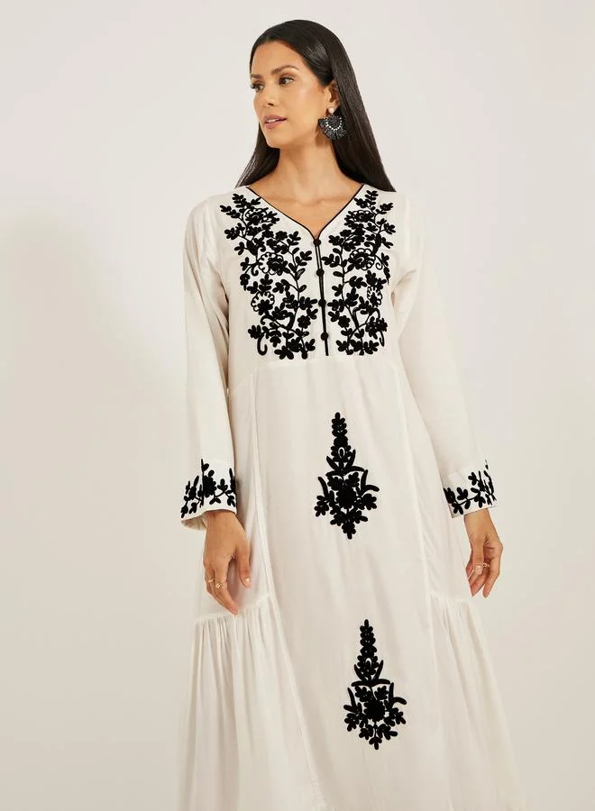 Maxim Creation Maxim Creation Embroidered V-Neck A-Line Tiered Kaftan