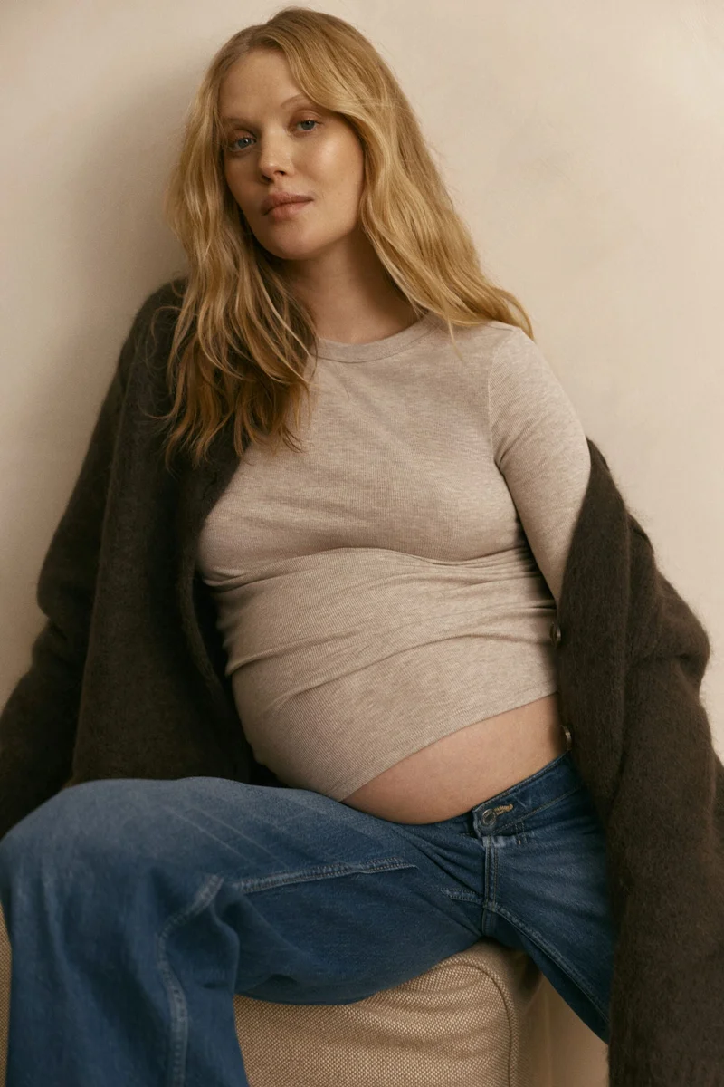 اتش اند ام جينز فضفاض بخصرمنخفض من تشكيلة ماما