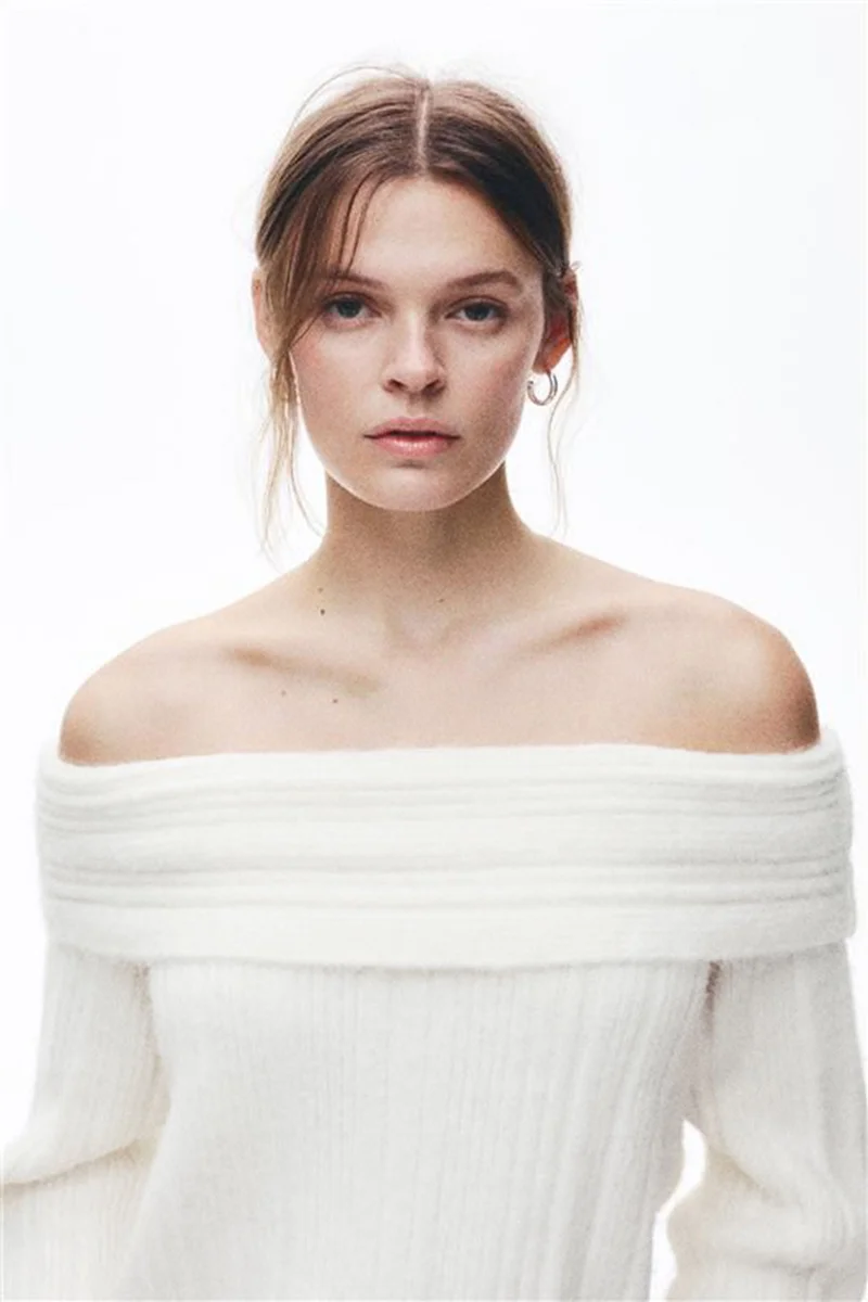 اتش اند ام كنزة بدون أكتاف