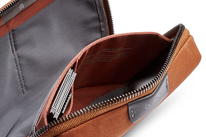 BELLROY حقيبة بيلروي التقنية المدمجة (منظم ملحقات التقنية، حقيبة بسحاب) - برونزي - Image 4
