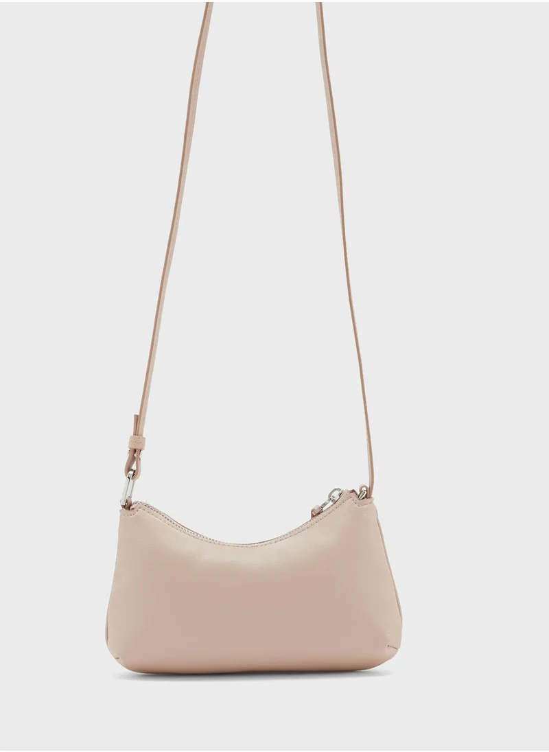 CALVIN KLEIN Narrow Strap Crossbody