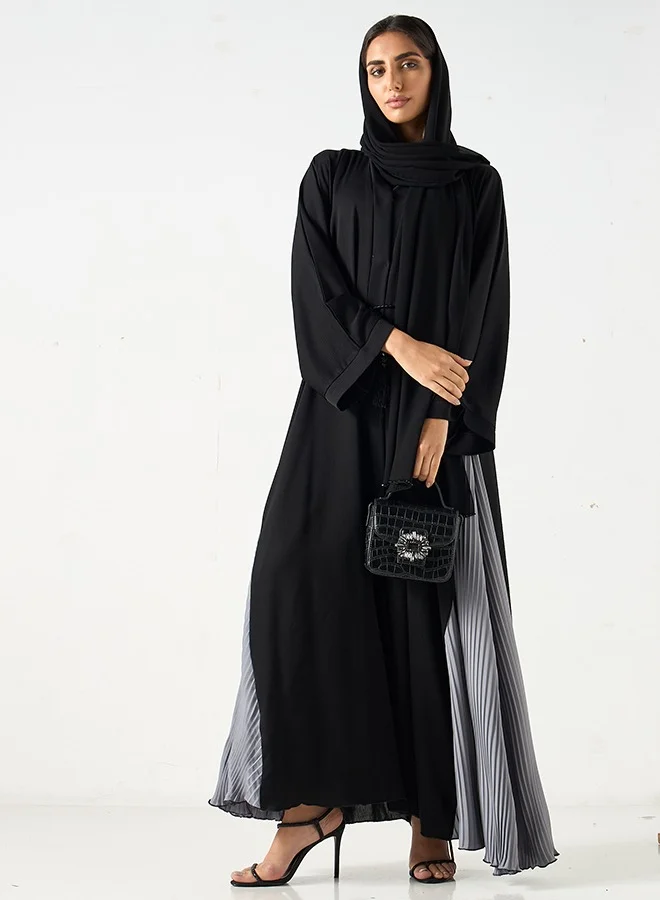 JAMEELA  Smoky Black with contrast grey perma pleated Abaya for Women | Best Price UAE