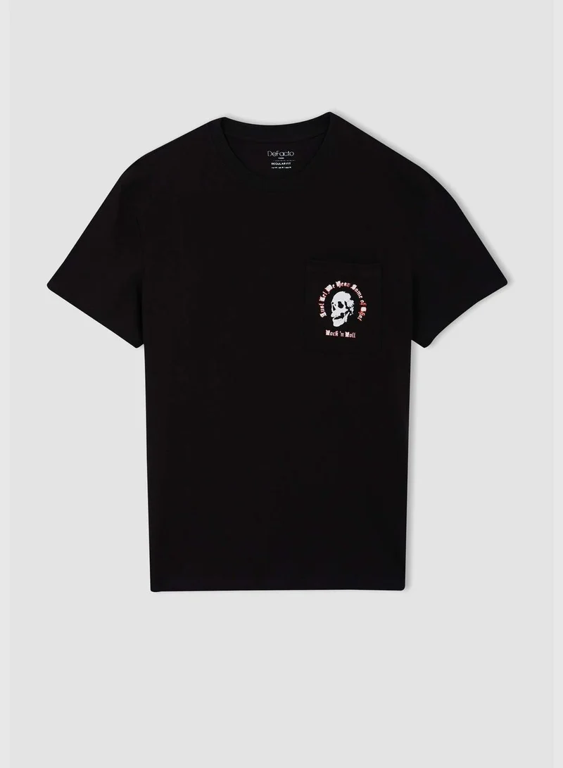 DeFacto Regular Fit Short Sleeve Minimal Logo Print T-Shirt