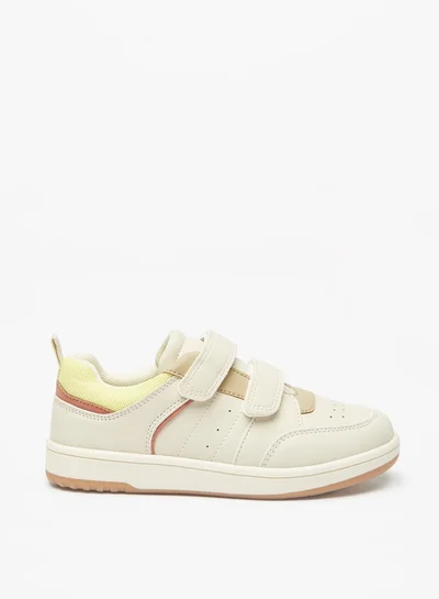 جونيورز Boys Solid Sneakers with Hook and Loop Closure