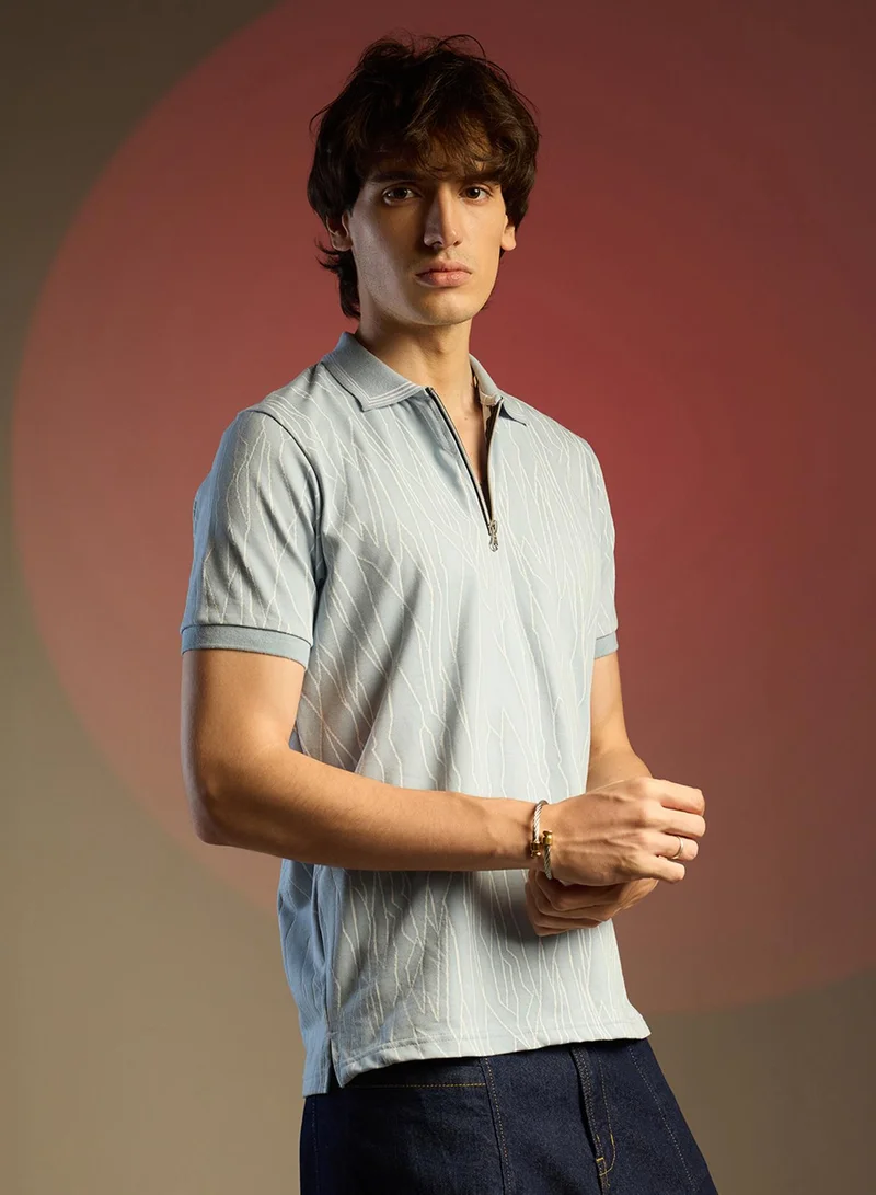 Campus Sutra Men's Powder Blue Crevice-Lined T-Shirt