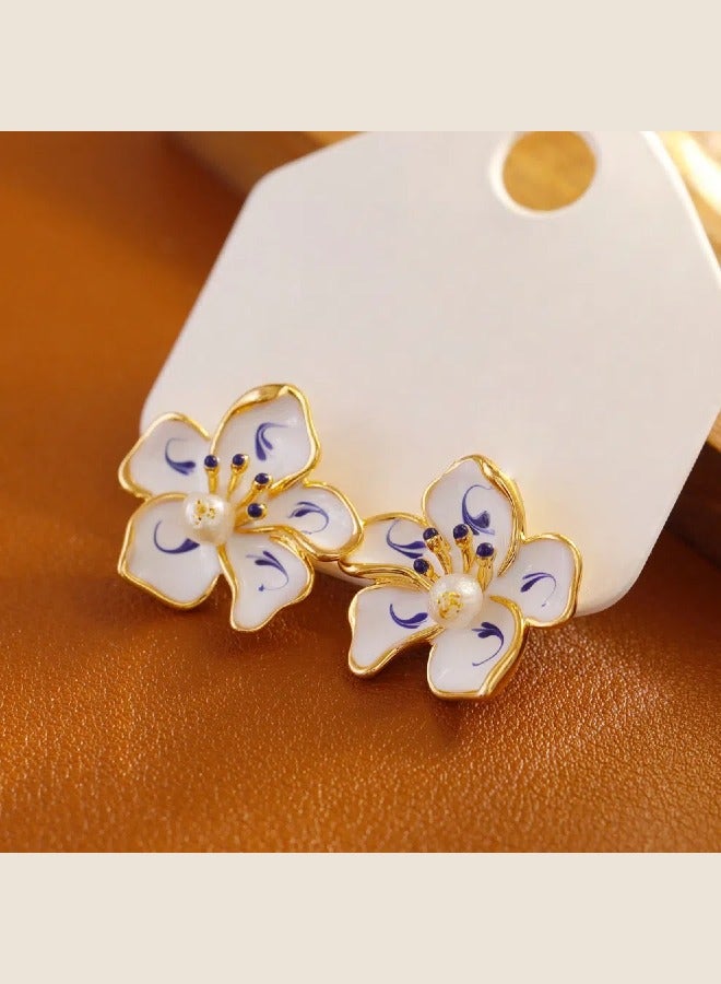 White Porcelain Enamel Fower Earrings Original Design New Elegant Trend Personality Designer Earrings for Women 925 Silver Needle  - Image 2