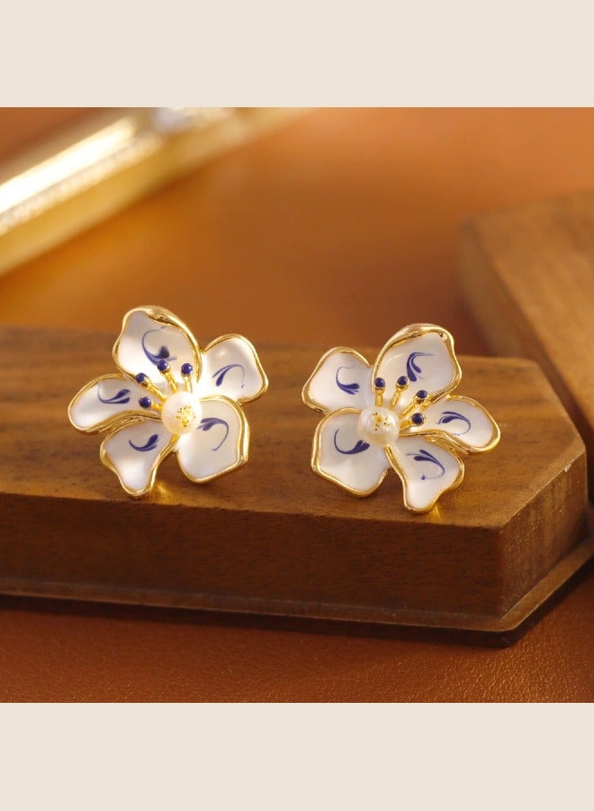 White Porcelain Enamel Fower Earrings Original Design New Elegant Trend Personality Designer Earrings for Women 925 Silver Needle  - Image 3