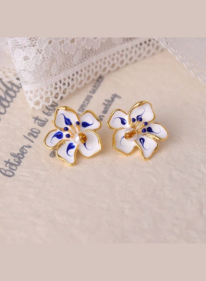 White Porcelain Enamel Fower Earrings Original Design New Elegant Trend Personality Designer Earrings for Women 925 Silver Needle  - Image 4