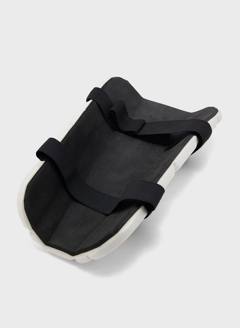 PUMA Future 3 Cricket Thigh Pad