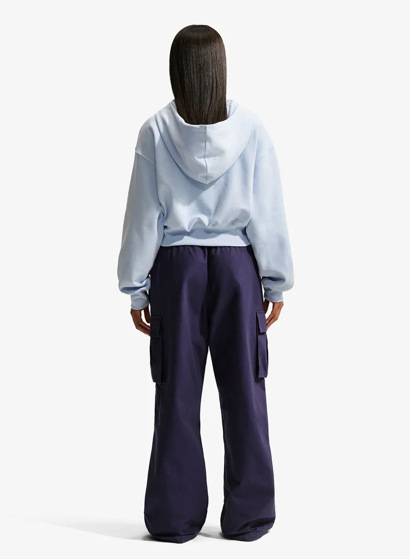 نايكي هودي بشعار جرافيك من صوف الفينيق