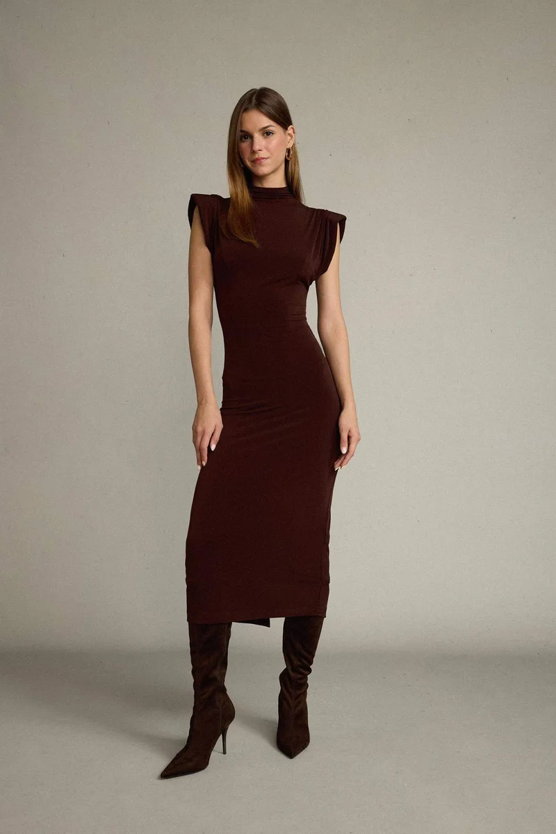 ديفاكتو Maxi Dress