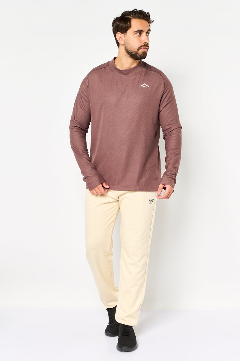 Nike تي شيرت جري طويل الأكمام للرجال بتقنية دري-فيت، بني شوكولاتة - Image 4