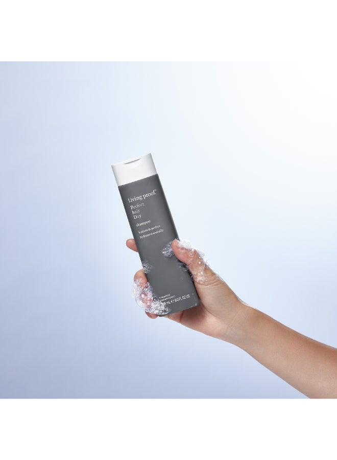 Living Proof PhD Restoring Shampoo for All Hair Types - Cleanses, Strengthens & Protects Hair, Promotes Overall Hair Health & Shine (236 ml) - Image 3